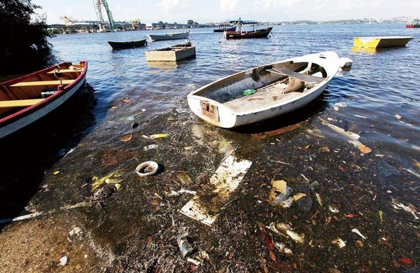 里约瓜纳巴拉湾水污染