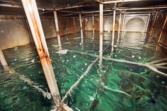 二次供水箱内部