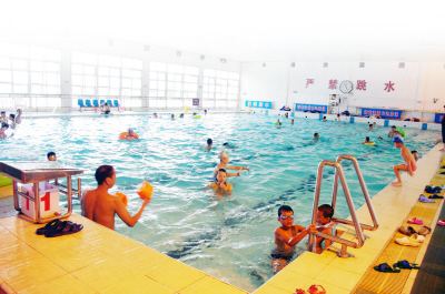 泳池水尿素超标的原因